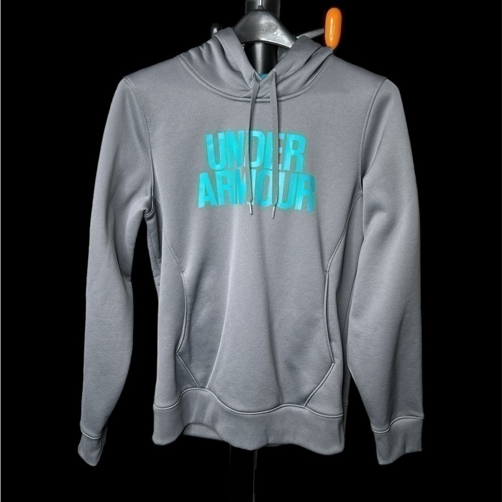 Under Armour Women’s Gray Pullover Hoodie Size: Medium Loose Fit